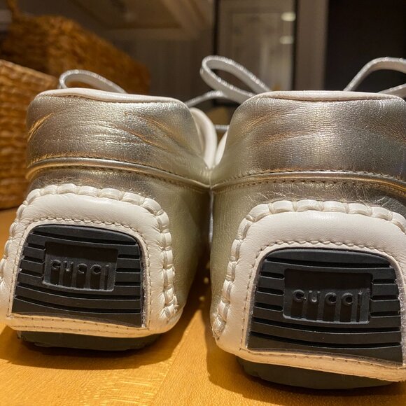 GUCCI - GG Sneaker, silver/white Size 38.5 (size 8 US) - Picture 8 of 9